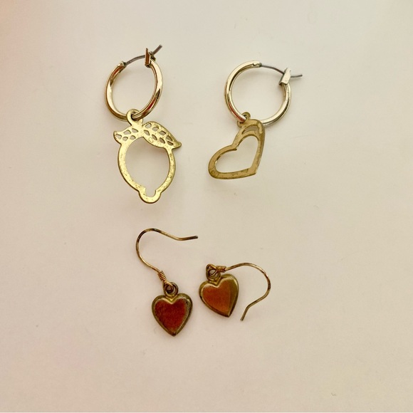 Bundle of Two Pairs of Earrings - Picture 4 of 4